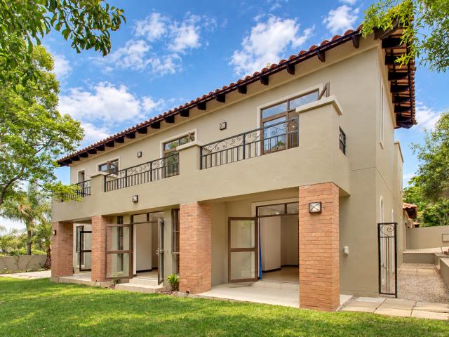 House for rent in Sandton, City of Johannesburg Metropolitan Municipality