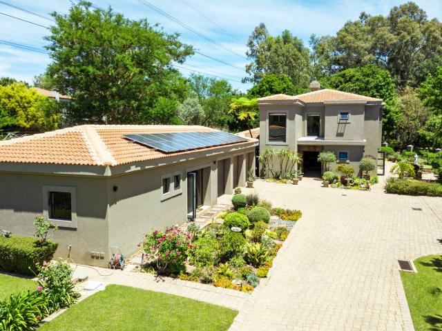 House for sale in Sandton, City of Johannesburg Metropolitan Municipality