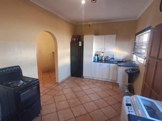 House for rent in Waterkloof, Gauteng