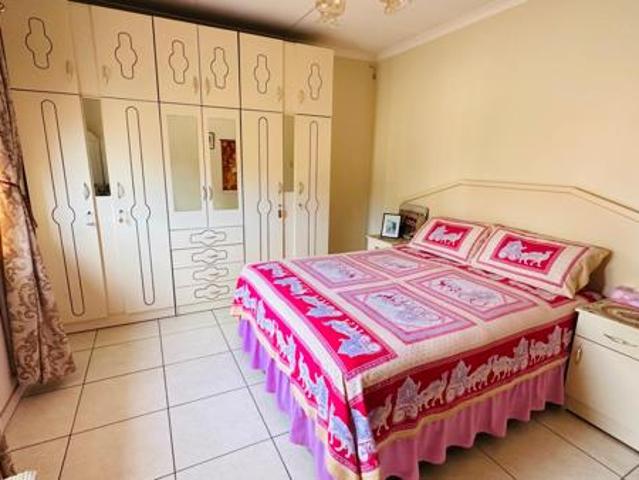 House for sale in Mount Moreland, Kwazulu-natal