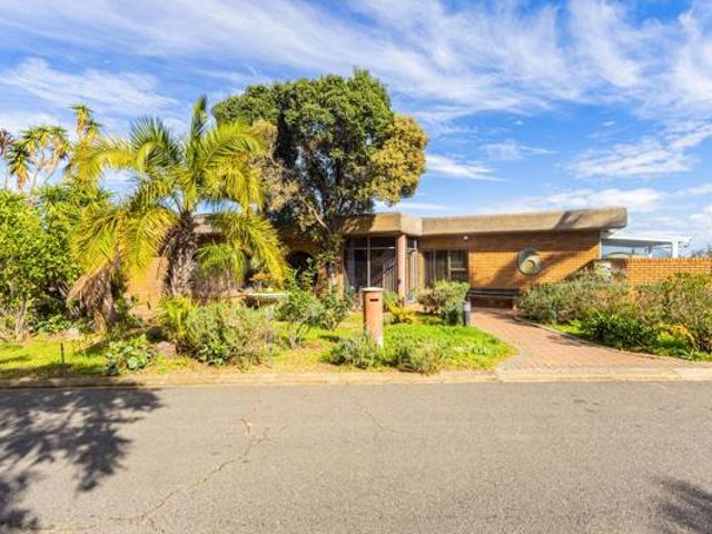 House for sale in Cape Town, Western Cape