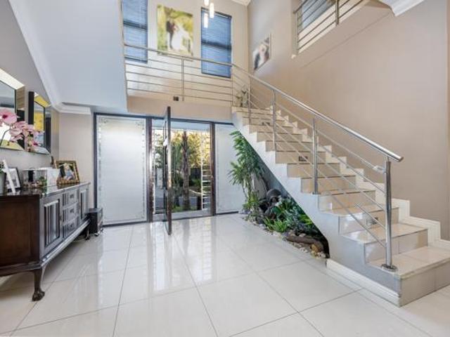 House for sale in Cape Town, Western Cape