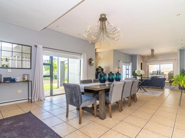 House for sale in Bergsig, Durbanville