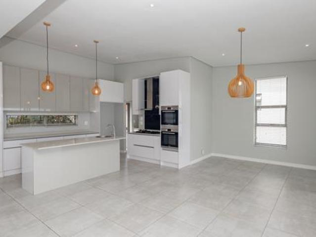 House for sale in Cape Town, Western Cape
