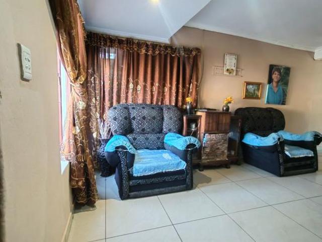 House for sale in Cape Town, Western Cape