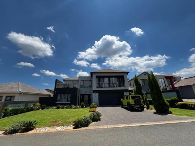 House for rent in Waterkloof, Gauteng