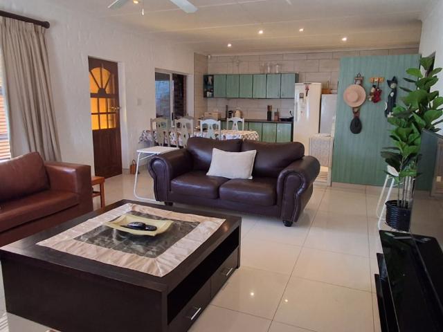House for sale in Groot Brak Rivier, Western Cape