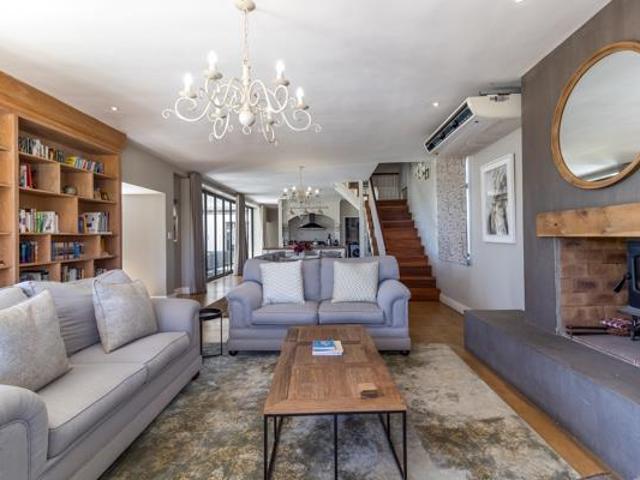 House for sale in Durbanville, Western Cape