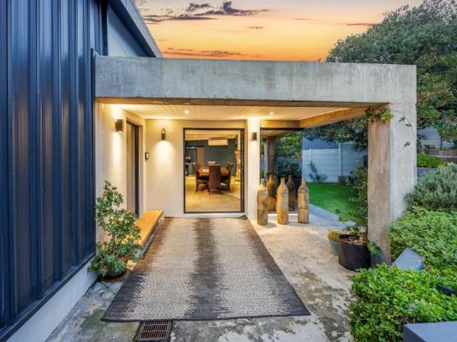 House for sale in Cape Town, Western Cape