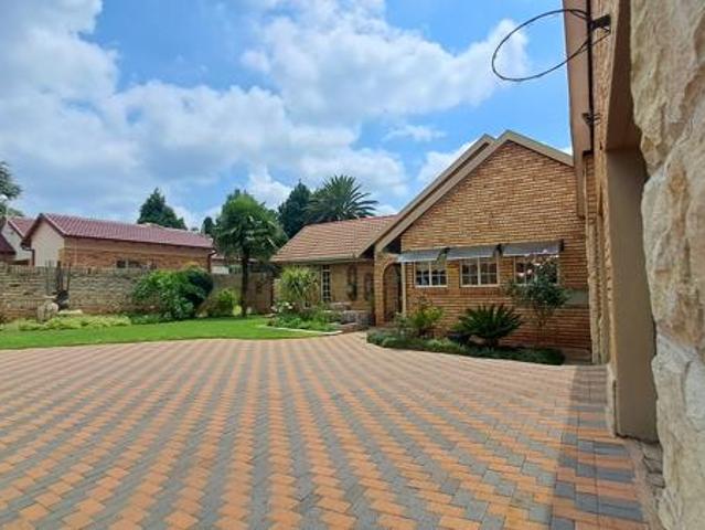 House for sale in Dr Kenneth Kaunda, North West