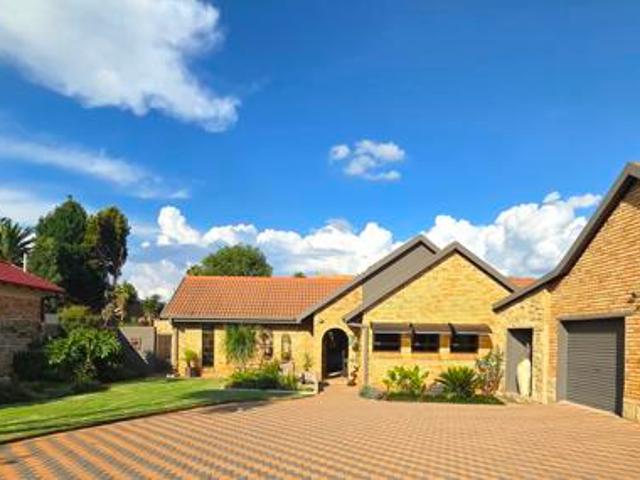 House for sale in Dr Kenneth Kaunda, North West