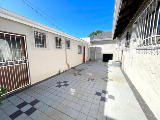 House for rent in Seaview, Kwazulu-natal