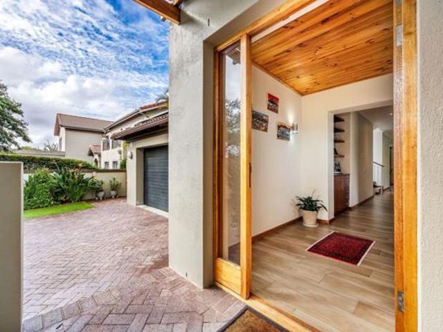 House for sale in Cape Town, Western Cape