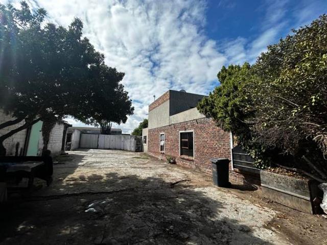 House for sale in Cape Town, Western Cape
