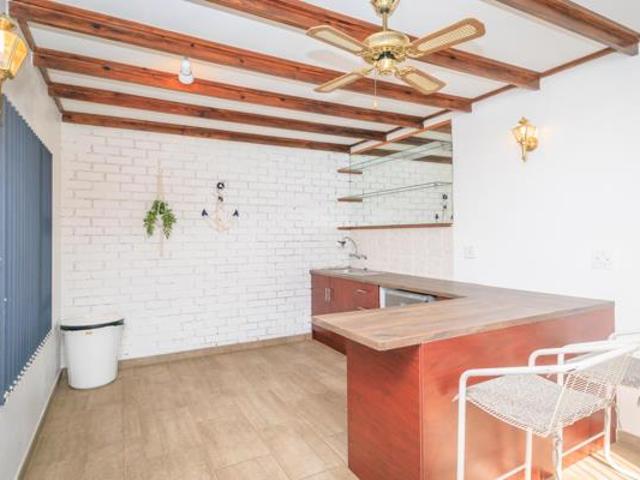 House for rent in North West