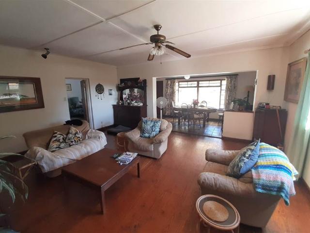 House for sale in Bushmans River Mouth, Eastern Cape
