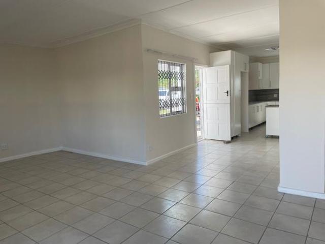 House for sale in Bushmans River Mouth, Eastern Cape