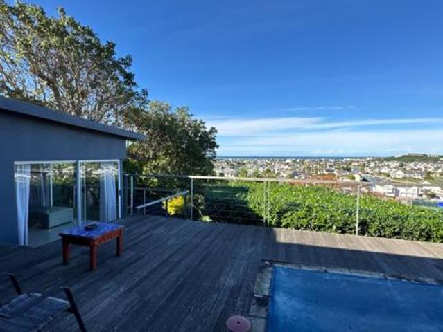 House for sale in Bushmans River Mouth, Eastern Cape
