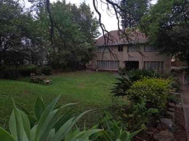 House for rent in Waterkloof, Gauteng