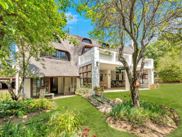 House for sale in Sandton, City of Johannesburg Metropolitan Municipality