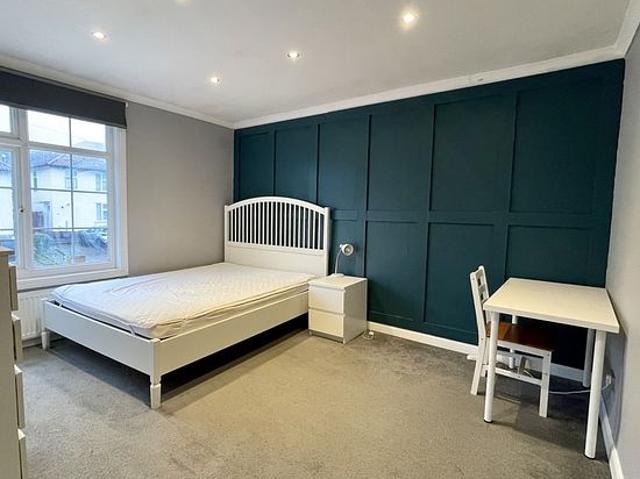 House for rent in Colindale, Greater London