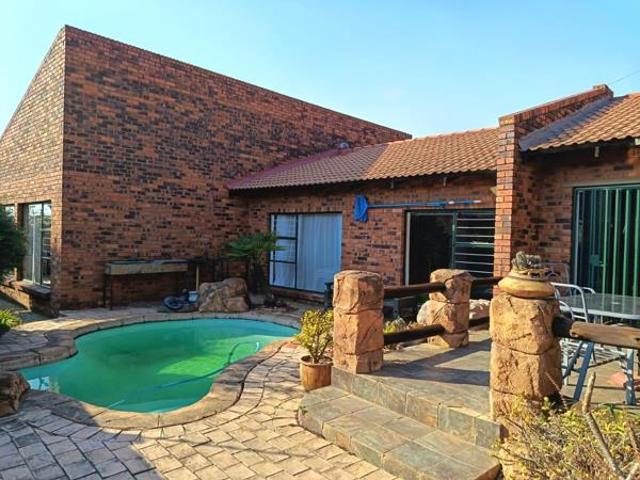 House for sale in Westonaria, Gauteng