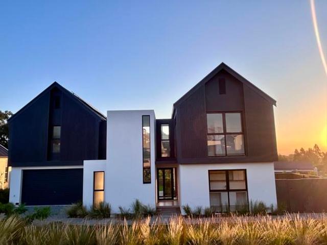 House for sale in Princess Grant, Kwazulu-natal