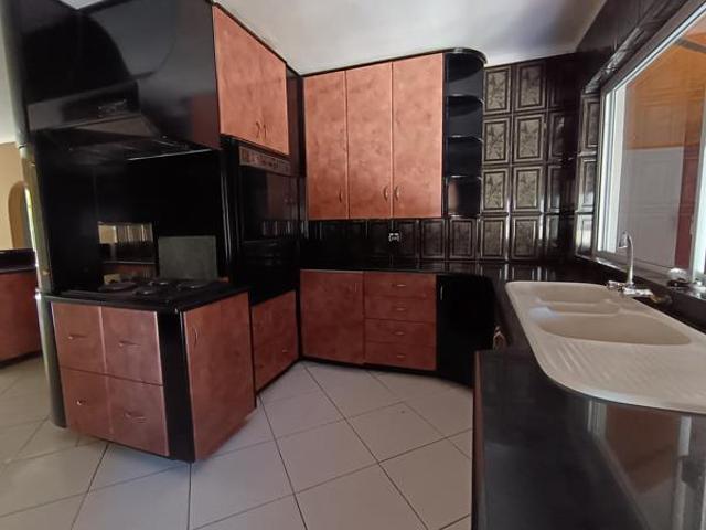 House for sale in Hartbeespoort Dam Nature Reserve, North West