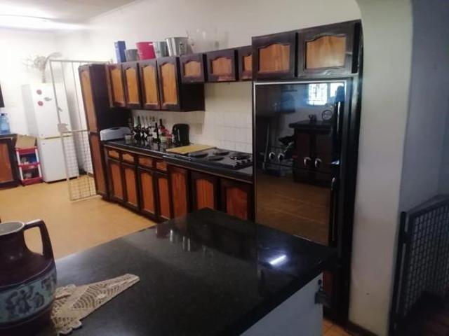 House for sale in Hartbeespoort Dam Nature Reserve, North West