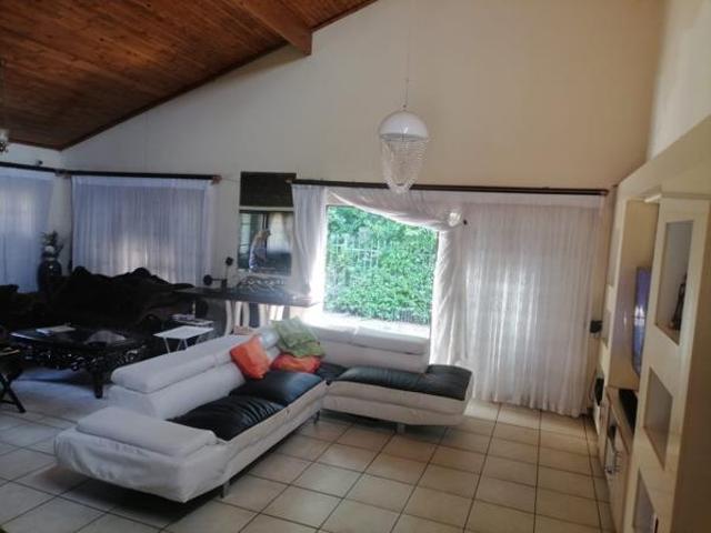 House for sale in Hartbeespoort Dam Nature Reserve, North West