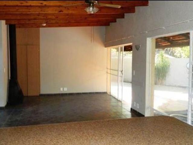 House for sale in Hartbeespoort Dam Nature Reserve, North West