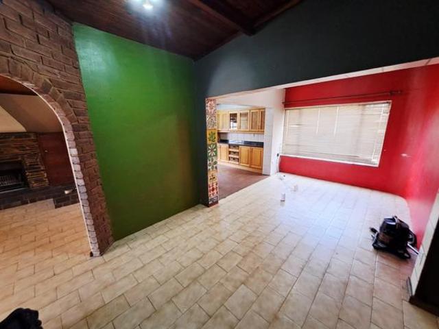 House for rent in Waterkloof, Gauteng