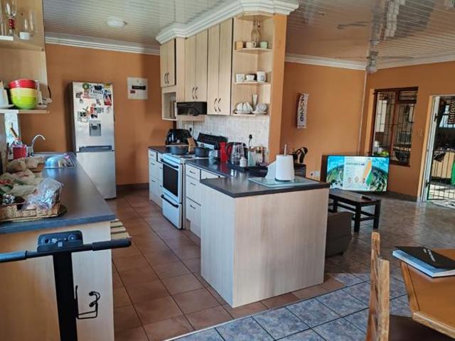 House for sale in Cape Town, Western Cape