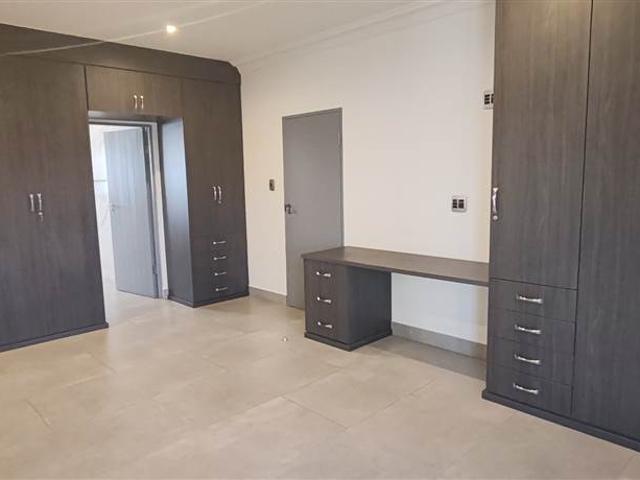 House for sale in Vanderbijlpark, Emfuleni Local Municipality