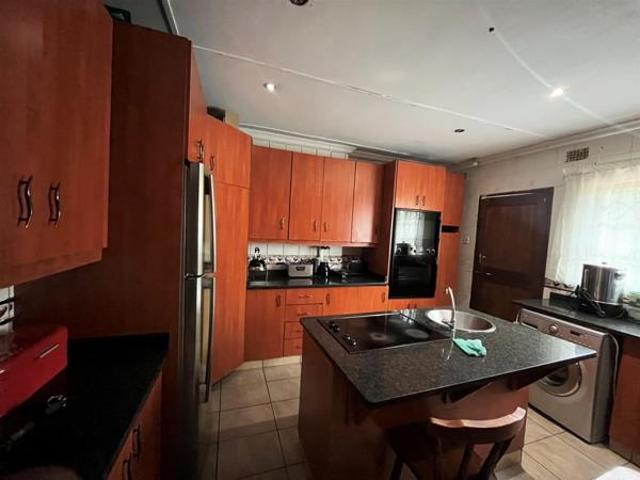 House for sale in UMhlathuze Municipality, Kwazulu-natal