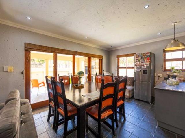 House for rent in Waterkloof, Gauteng