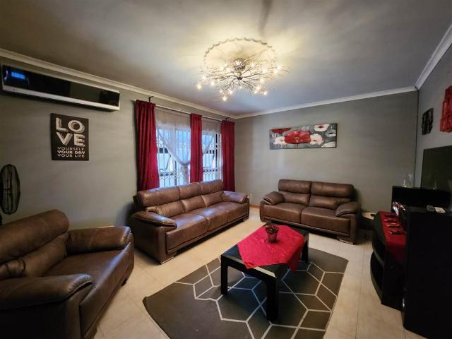 House for sale in Seaview, Kwazulu-natal