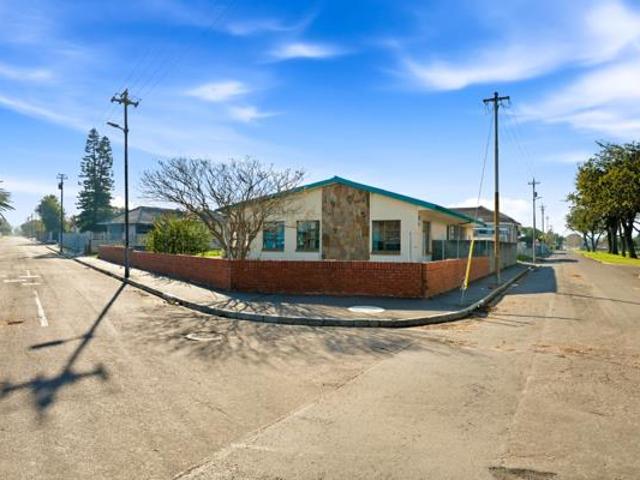 House for sale in Cape Town, Western Cape