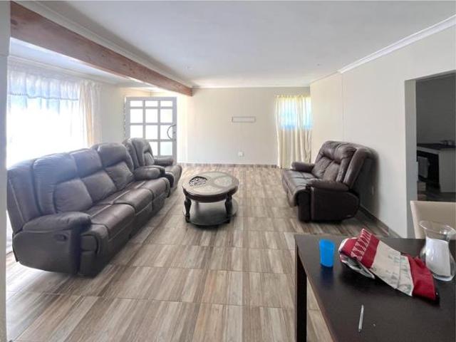 House for sale in Port Elizabeth, Eastern Cape