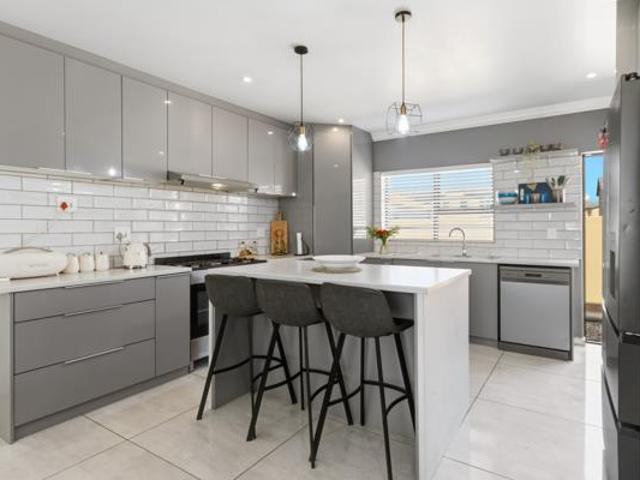 House for sale in Cape Town, Western Cape