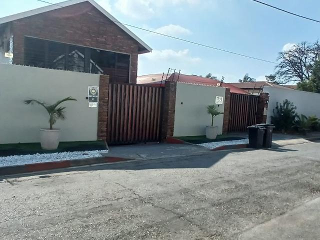 House for sale in Johannesburg, City of Johannesburg Metropolitan Municipality