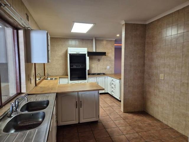 House for sale in Durbanville, Western Cape