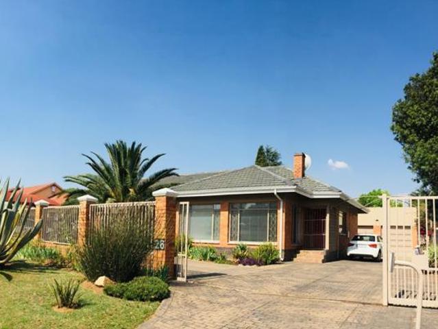 House for rent in Farrarmere, Ekurhuleni