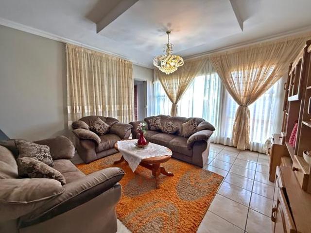 House for sale in Bloemfontein, Mangaung Metropolitan Municipality
