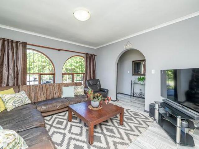 House for sale in Cape Town, Western Cape