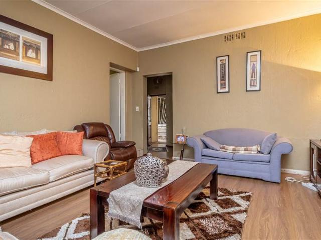 House for sale in Vosloorus, Gauteng