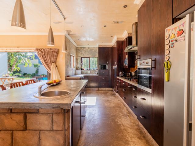 House for sale in Cape Town, Western Cape