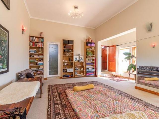 House for sale in Cape Town, Western Cape