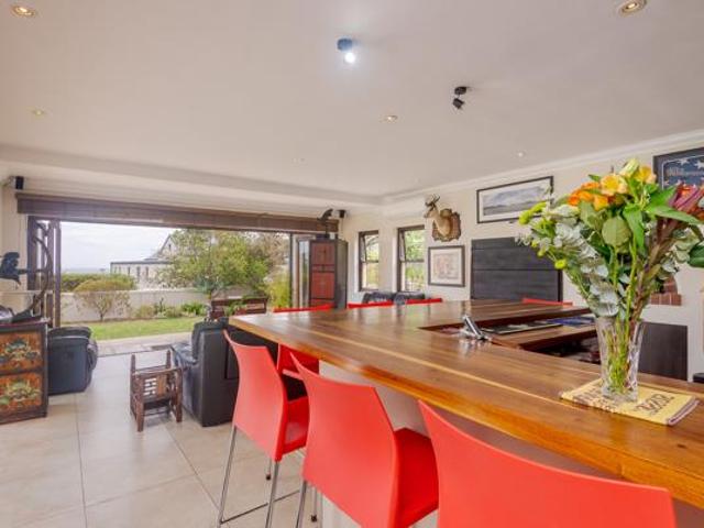 House for sale in Cape Town, Western Cape