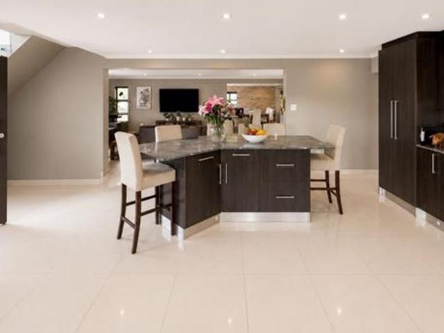 House for sale in Cape Town, Western Cape